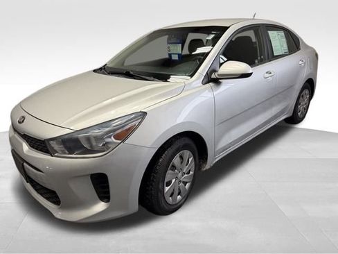 Used 2018 Kia Rio S image 1