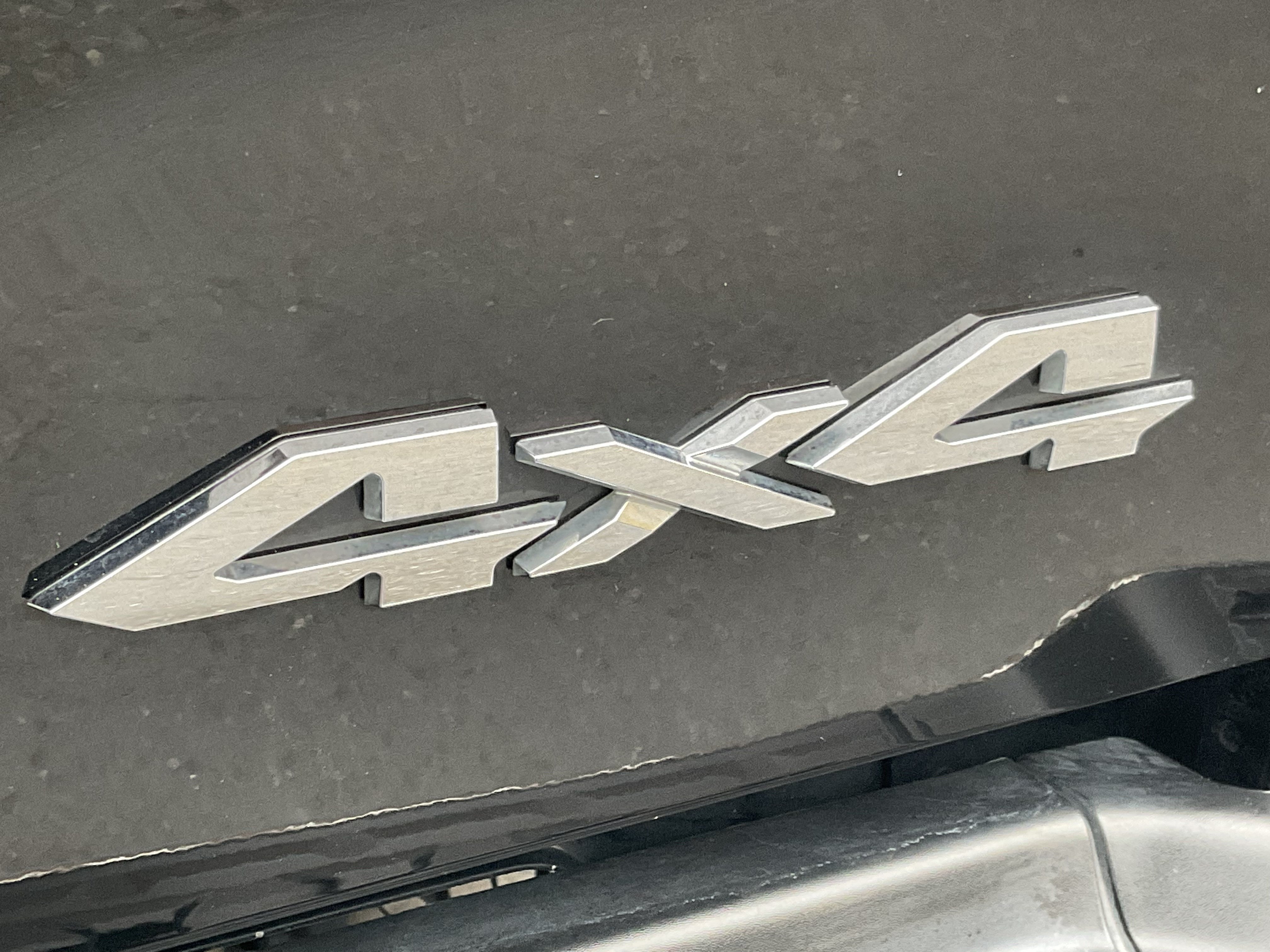 Used 2024 RAM 2500 Limited AWD/4WD image 10