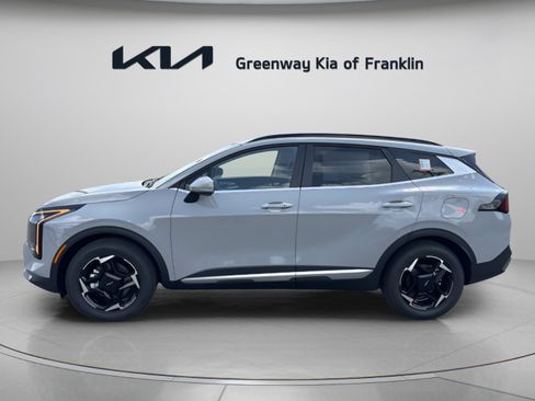 New 2026 Kia Sportage EX w/ EX Panorama Roof Package FWD image 4