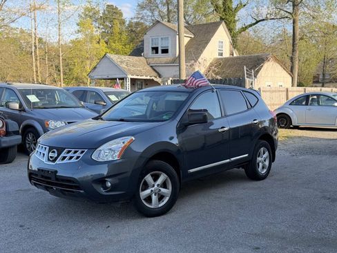 Used 2012 Nissan Rogue S w/ Special Edition Pkg AWD/4WD image 2