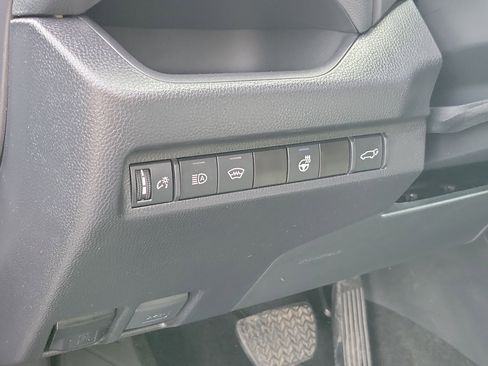 Used 2024 Toyota RAV4 XLE w/ Convenience Package image 21