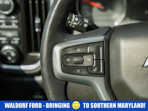 Used 2022 Chevrolet Silverado 1500 LT image 65