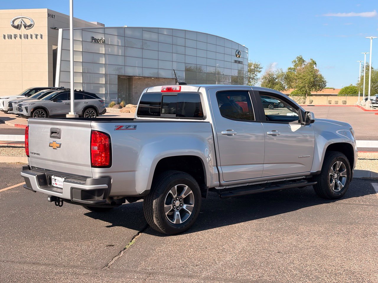 Used 2017 Chevrolet Colorado Z71 RWD image 9