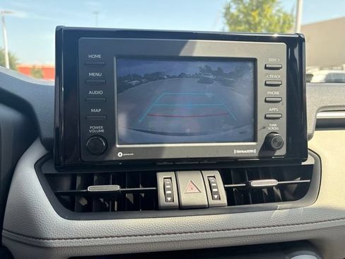 Used 2022 Toyota RAV4 XLE Premium AWD/4WD image 11