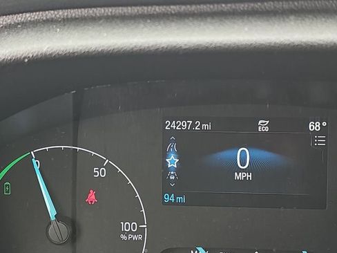 Used 2022 Ford E-Transit Low Roof image 16