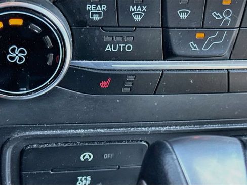 Used 2018 Ford EcoSport SES w/ Interior Protection Package AWD/4WD image 27
