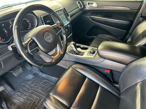 Used 2021 Jeep Grand Cherokee Limited AWD/4WD image 9