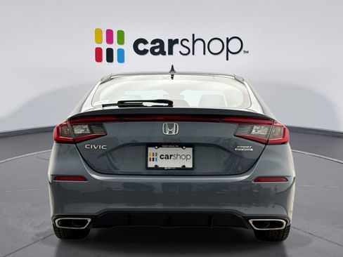 Used 2022 Honda Civic Sport Touring image 4