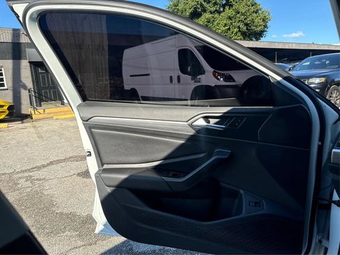 Used 2019 Volkswagen Jetta SEL image 19