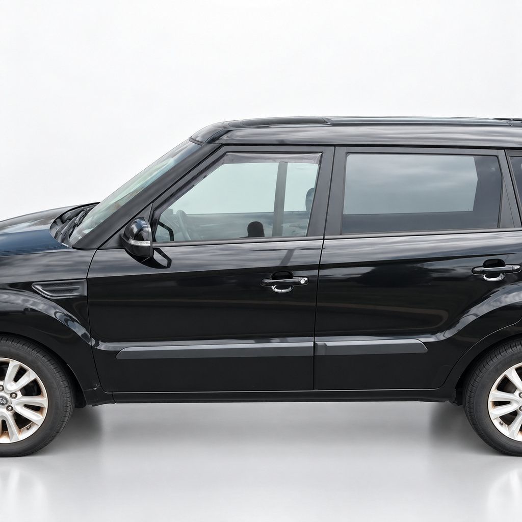 Used 2012 Kia Soul + FWD image 7