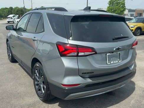 Used 2024 Chevrolet Equinox RS w/ LPO, Floor Liner Package FWD image 5
