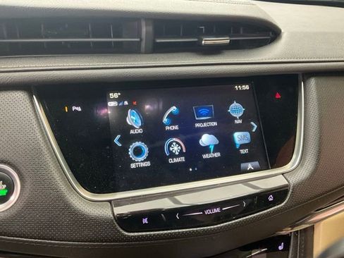 Used 2018 Cadillac XT5 Luxury w/ Driver Awareness Package image 11