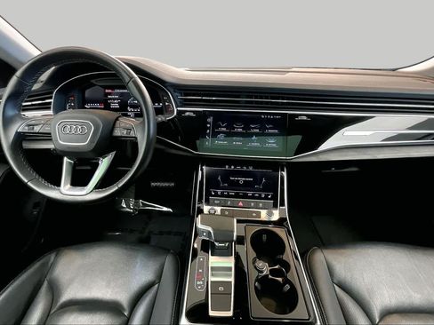 Used 2023 Audi Q8 Premium Plus w/ Premium Plus Package AWD/4WD image 16