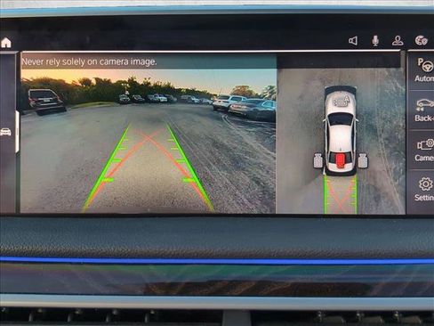 Used 2020 BMW 750i xDrive AWD/4WD image 8