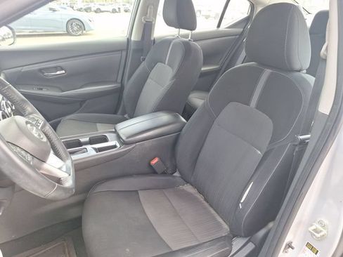Certified 2020 Nissan Sentra SV w/ Trunk Package FWD image 10