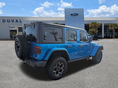 Used 2022 Jeep Wrangler Unlimited Rubicon 4xe AWD/4WD image 4