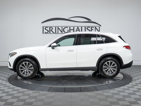 Used 2025 Mercedes-Benz GLC 300 4MATIC image 8