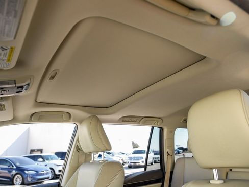 Used 2015 Lexus GX 460 w/ Premium Package image 4