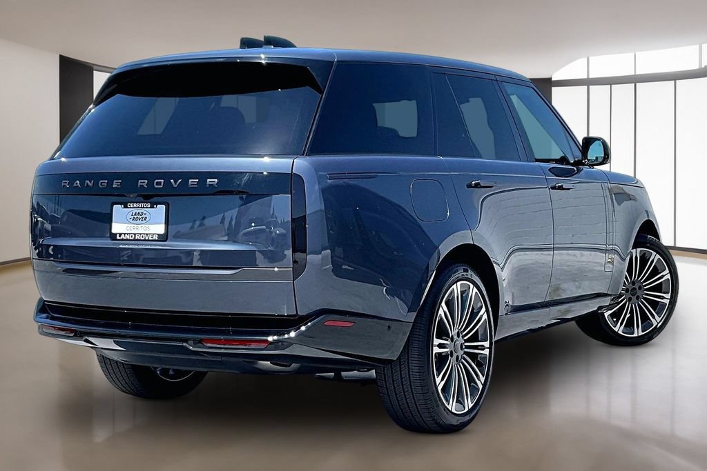 Used 2026 Land Rover Range Rover SE AWD/4WD image 6