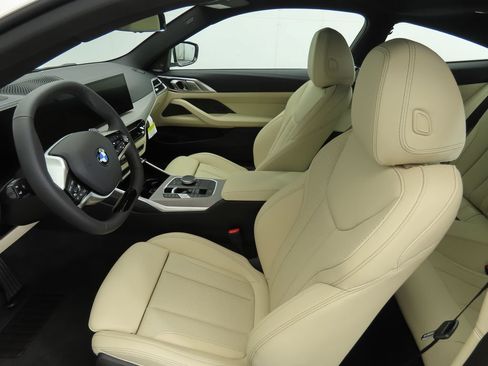 Used 2026 BMW 430i Coupe w/ Premium Package RWD image 21