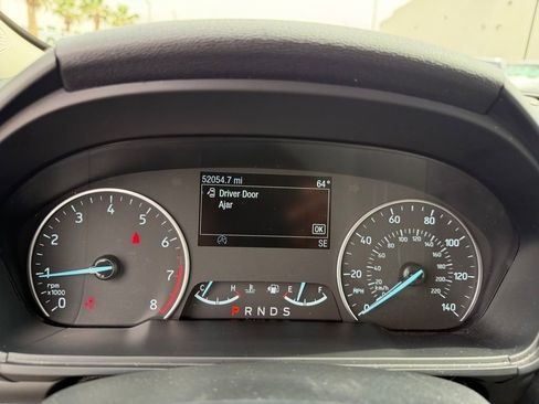 Used 2019 Ford EcoSport SE w/ SE Convenience Package image 26