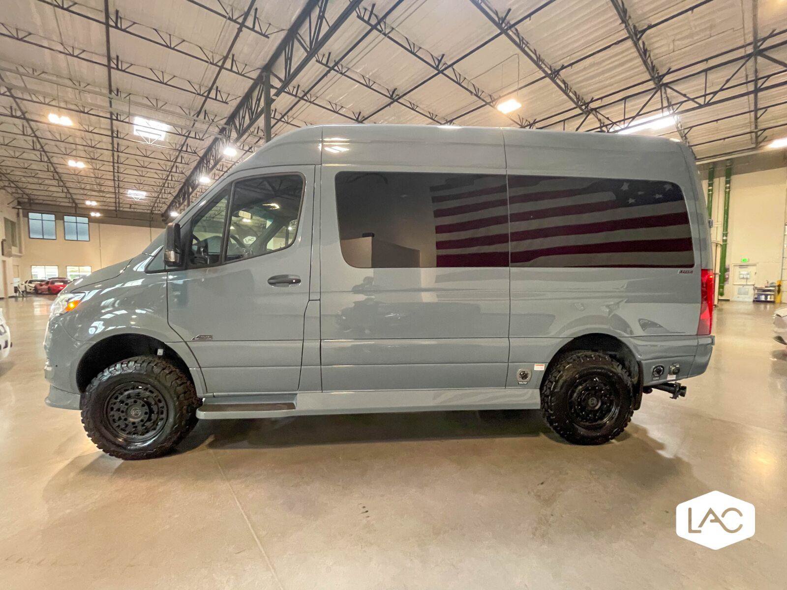 Used 2023 Mercedes-Benz Sprinter 2500 image 39
