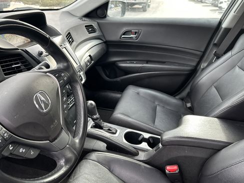 Used 2018 Acura ILX image 8
