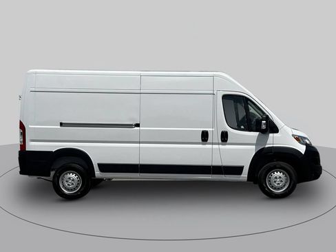 New 2026 RAM ProMaster 2500 w/ Convenience Group FWD image 2