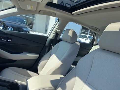 Used 2024 Honda Accord EX image 42