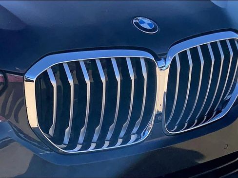 Used 2022 BMW X5 sDrive40i w/ Premium Package image 28
