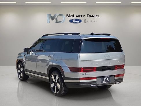 Used 2025 Hyundai Santa Fe Limited AWD/4WD image 4