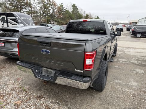 Used 2019 Ford F150 XLT w/ Trailer Tow Package image 9
