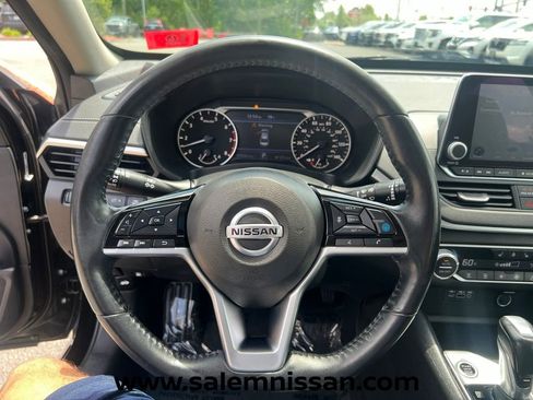 Used 2019 Nissan Altima 2.5 SV FWD image 13