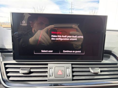 Used 2024 Audi Q5 e Premium Plus image 19