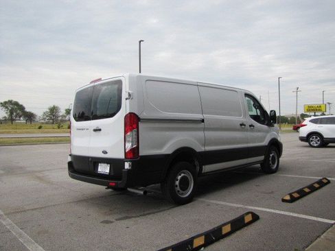 Used 2021 Ford Transit 250 Low Roof image 2