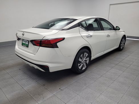 Used 2023 Nissan Altima 2.5 S FWD image 9