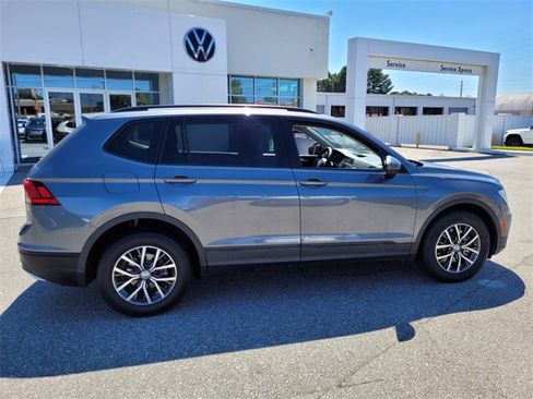 Used 2021 Volkswagen Tiguan S image 10