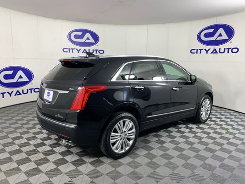 Used 2019 Cadillac XT5 Premium Luxury FWD image 3