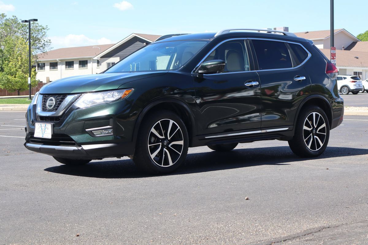Used 2019 Nissan Rogue SL w/ Premium Package AWD/4WD image 11