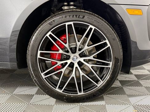 New 2026 Porsche Macan S image 15