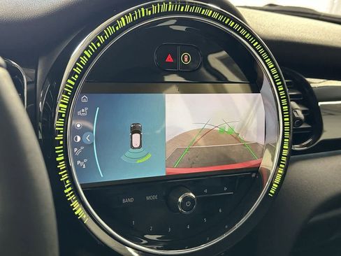 Certified 2024 MINI Cooper SE image 19