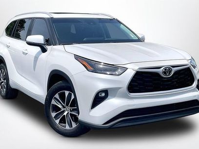 Used 2026 Toyota Highlander XLE
