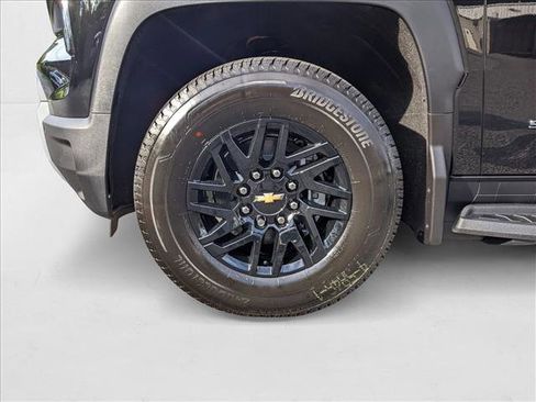 New 2026 Chevrolet Silverado EV LT AWD/4WD image 9