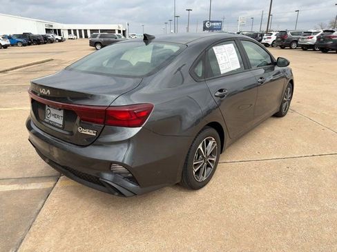 Used 2024 Kia Forte LXS image 16
