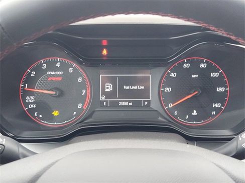 Used 2024 Chevrolet Trax RS FWD image 7