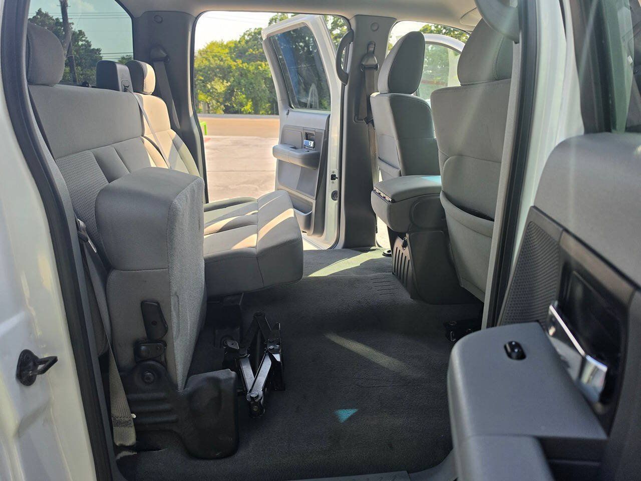 Used 2007 Ford F150 Lariat RWD image 28
