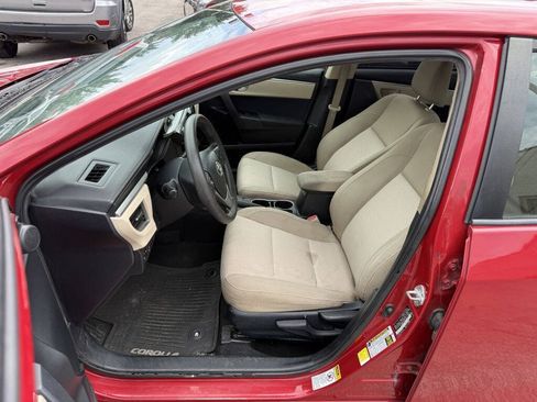 Used 2015 Toyota Corolla LE FWD image 10