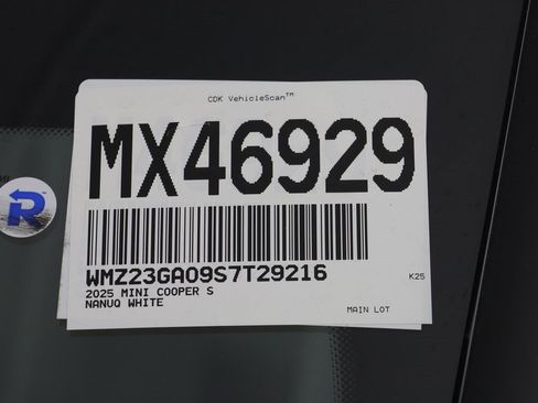 Certified 2025 MINI Cooper Countryman S w/ Comfort Package Max image 25