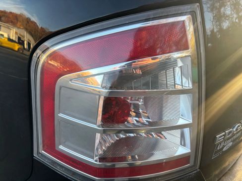 Used 2008 Ford Edge SEL image 14