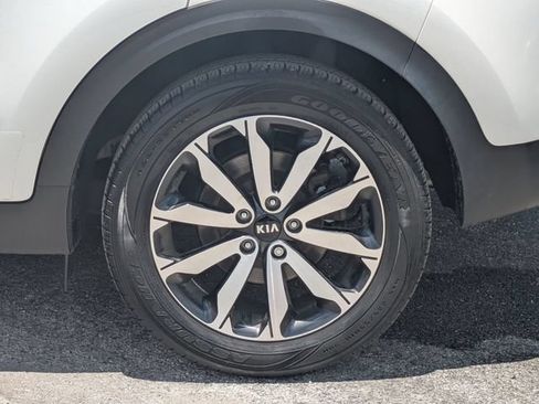 Used 2019 Kia Sportage EX FWD image 28